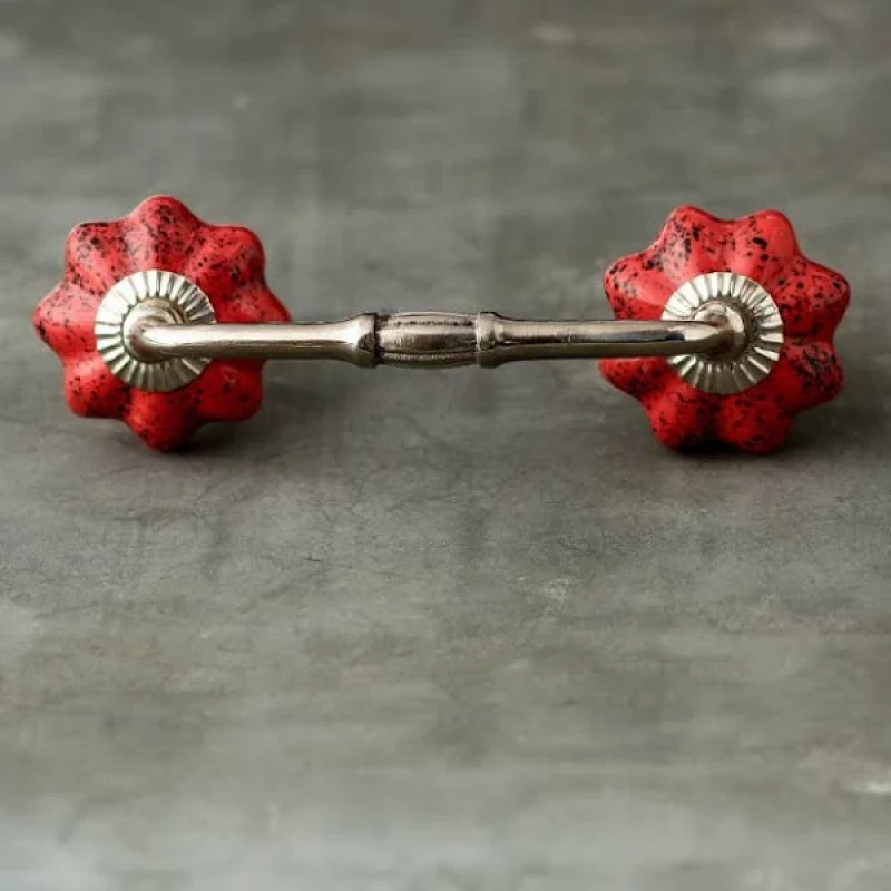 REDISH-BROWN FLOWER CABINET OR DRAWER PULL
